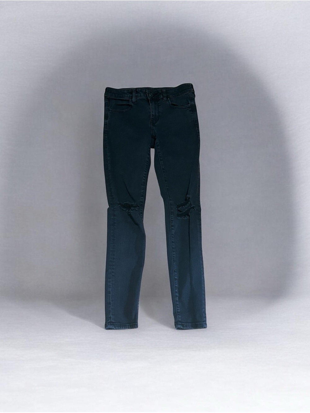American Eagle Next Level Stretch Black Jeggings with Knee Rips Size 6 Regular